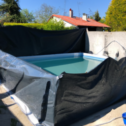 Accessoires et Produits d'Entretien : Astuces et Solutions pour une Piscine Impeccable Chamalieres